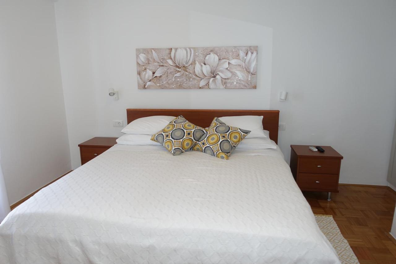 Room Novakovic Biograd Na Moru Exterior foto